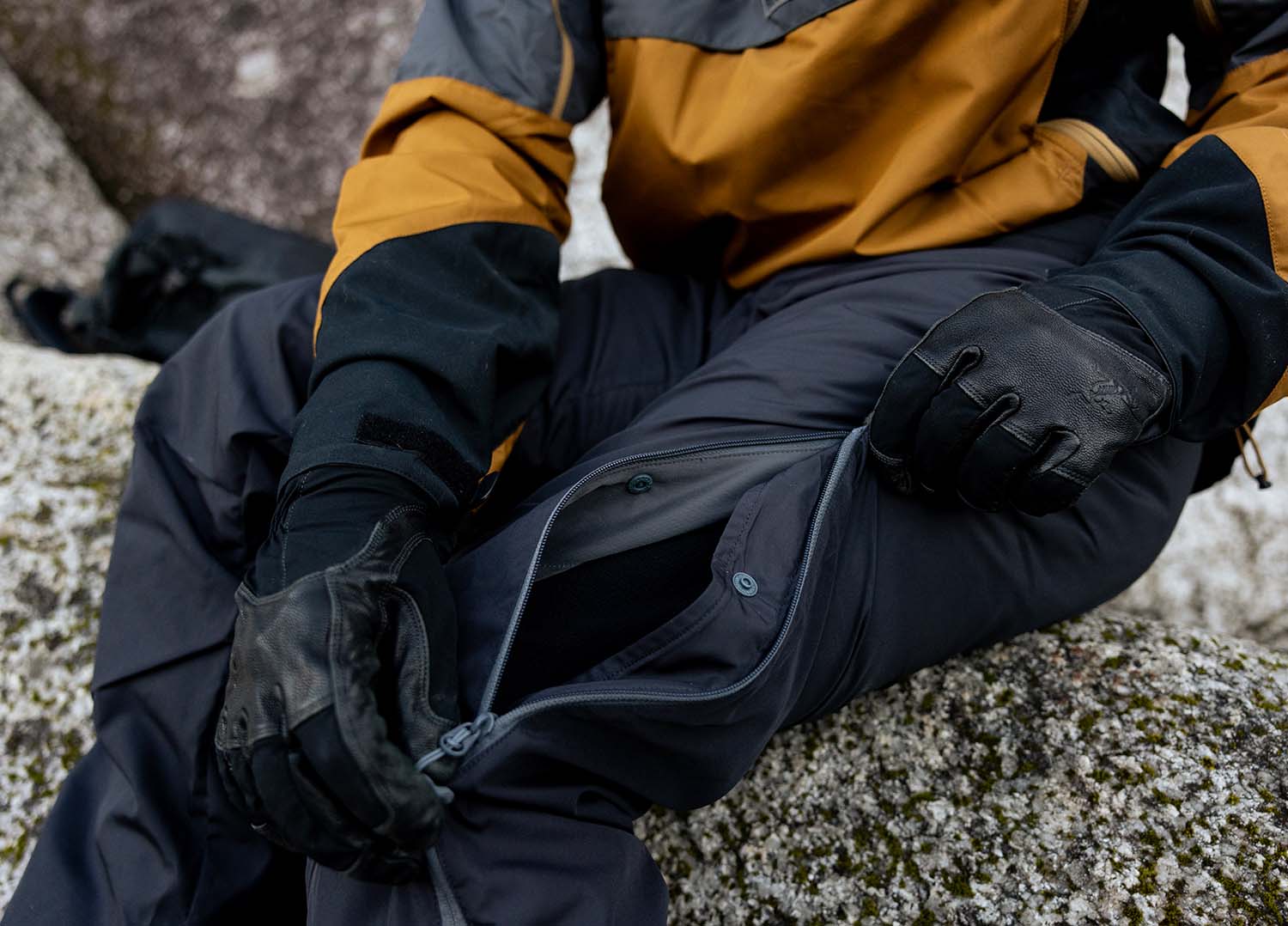 Mens Cascada Trouser Feature1